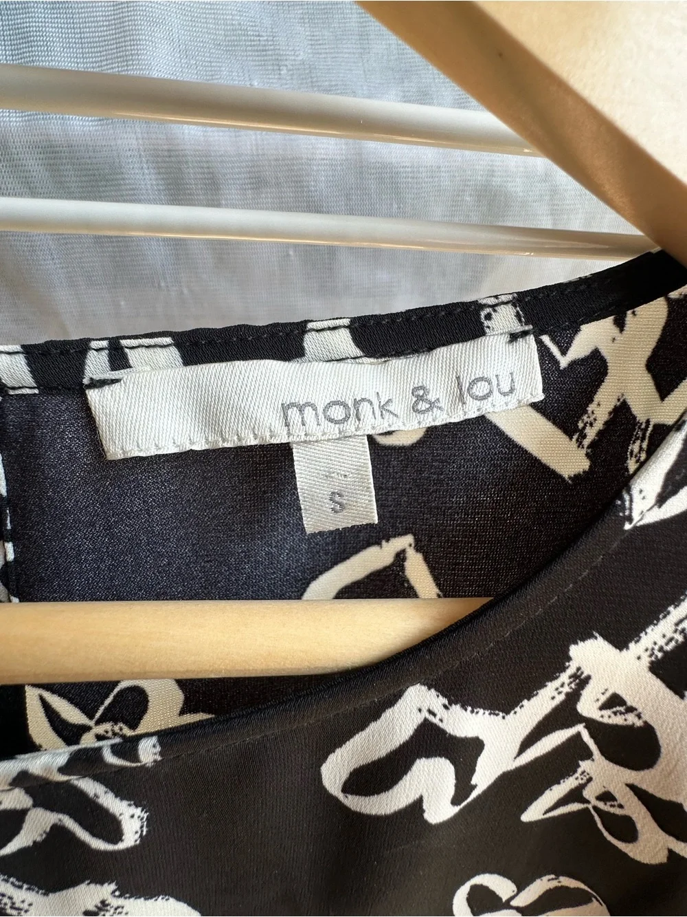 Monk & Lou Black Heart-Print Short Sleeve Blouse - Picture 3 of 3